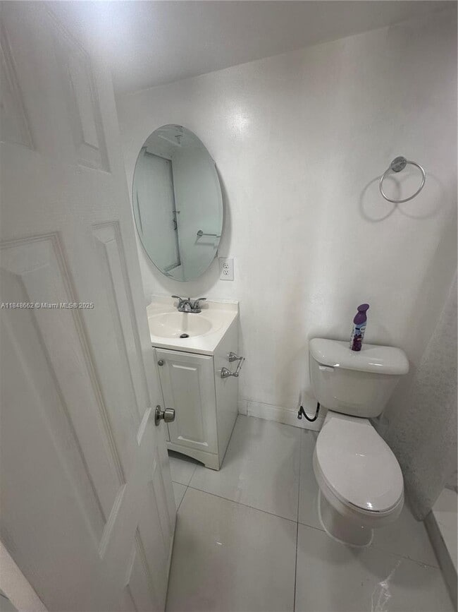 Photo - 3050 SW 51st Ave