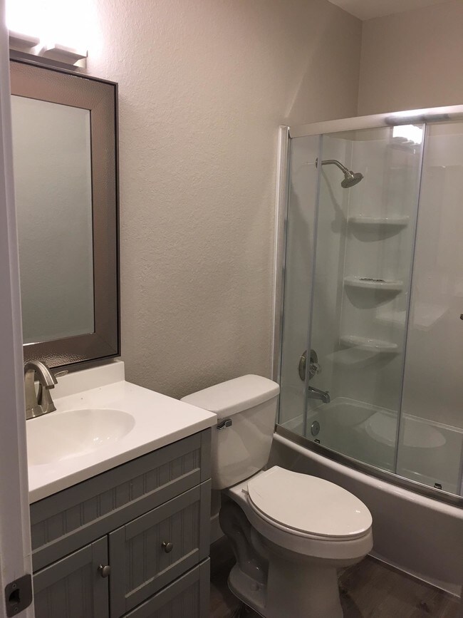 Master Bath - 429 Autumn Dr Condo Unit 26