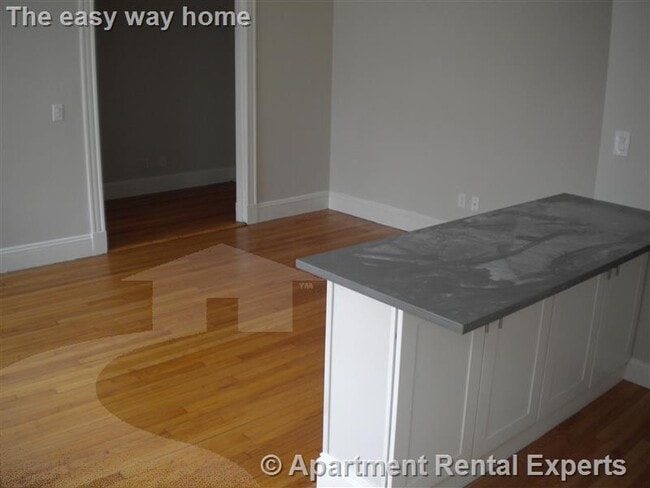 Photo - 170 Maple St Unit #310