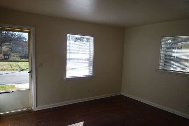 Photo - Cozy Two Bedroom Home!