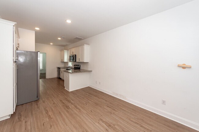 7102 Channel Park Dr