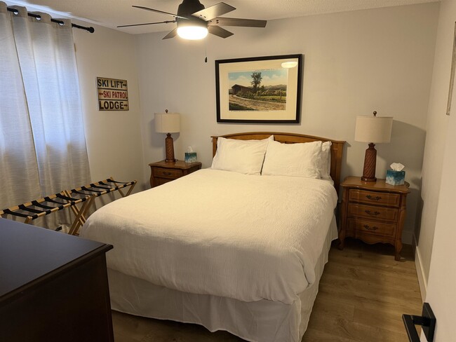 Photo - 220 Mountainside Dr Unit 402