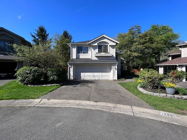 Beautiful 4 bedroom in Auburn - Beautiful 4 bedroom in Auburn House