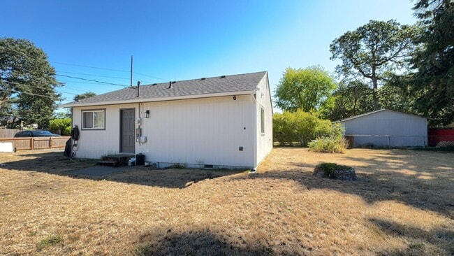 Photo - Cozy 3-Bedroom Rambler with Large Fully Fe...