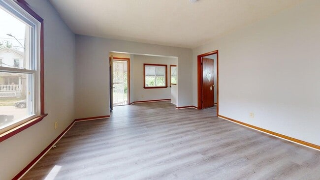 Photo - 7701 Dercum Rd Unit 7701 Dercum Rd - Front