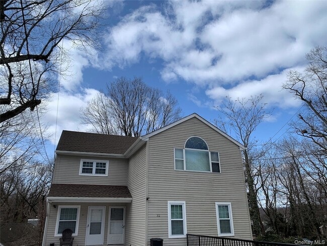 Building Photo - 32 Hammond Rd Unit 2 Rental