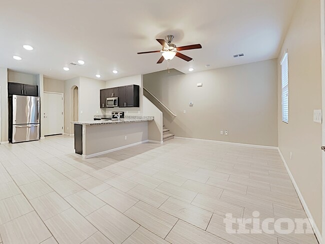 Photo - 12550 W Hummingbird Terrace