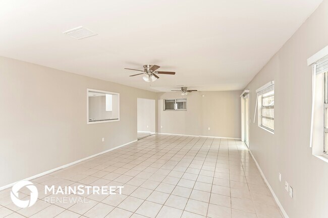 Photo - 2549 Brampton Ct