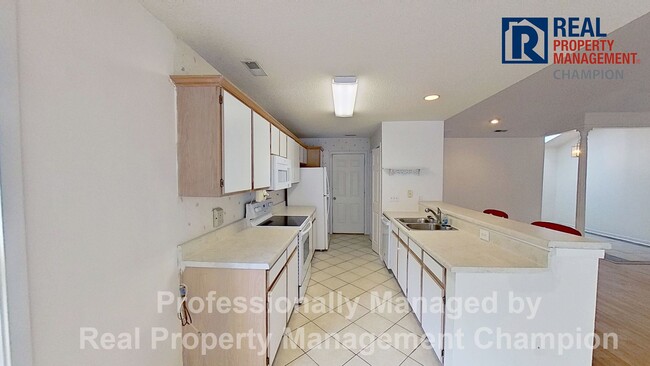 Photo - Spacious 3 BD/3 BA Home with Open Floorpla...