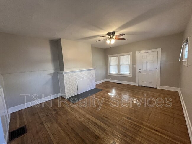 Photo - 23 S Spencer Ave