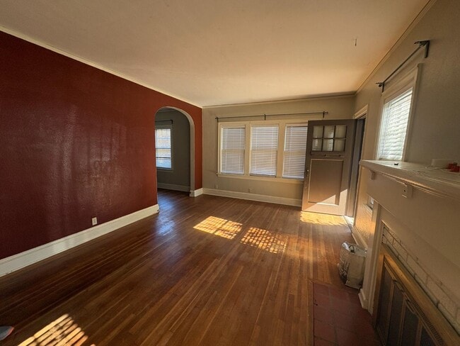 Photo - 4739 Astral St