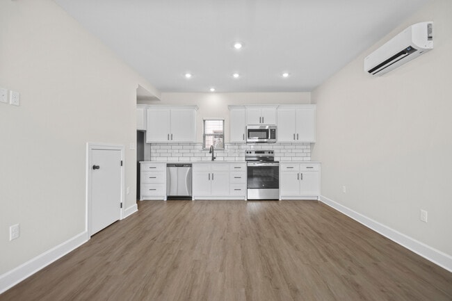 Photo - 712 N Olive St