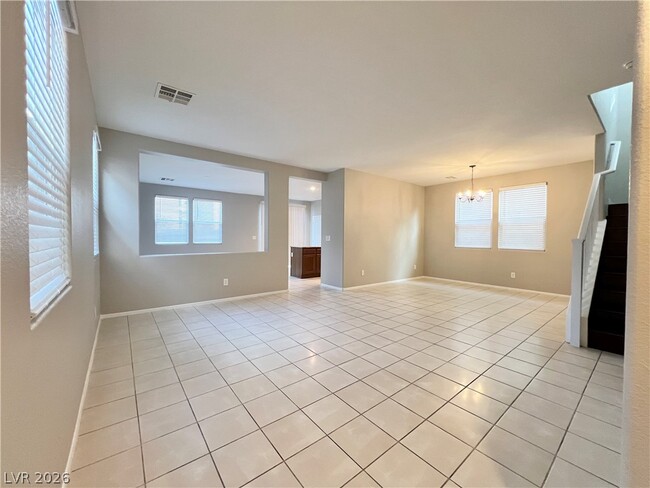 Photo - 428 Redruth Dr