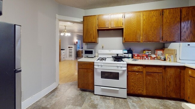 Photo - Walk to Restaurants and Shopping