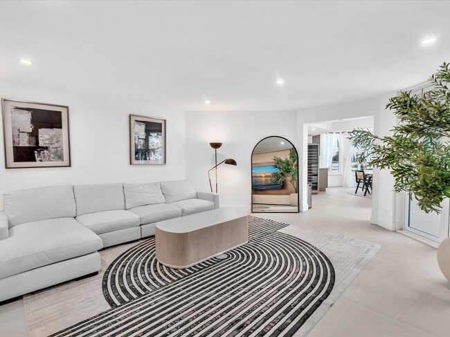 Photo - 120 SE 5th Ave Unit 225