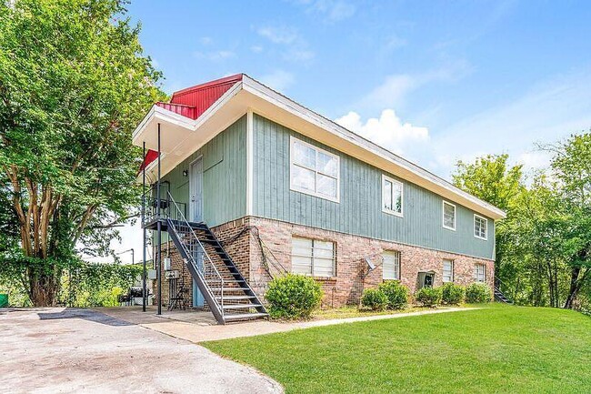 Photo - 1576 20th St N Unidad D