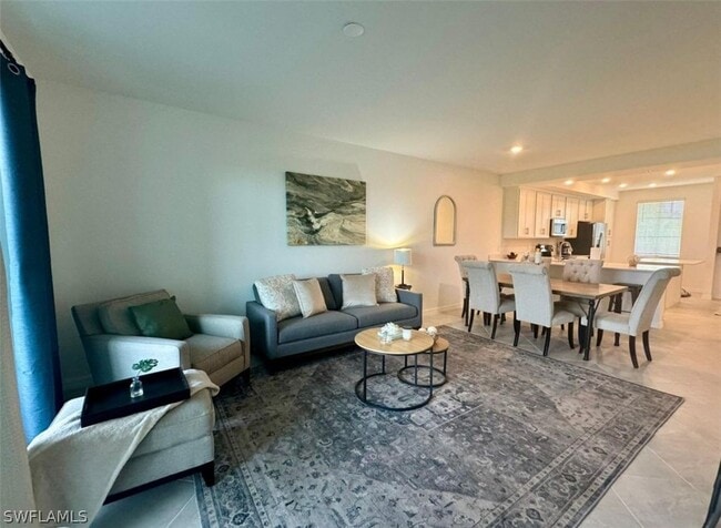 Building Photo - 12180 Wellen Golf St Unit 105