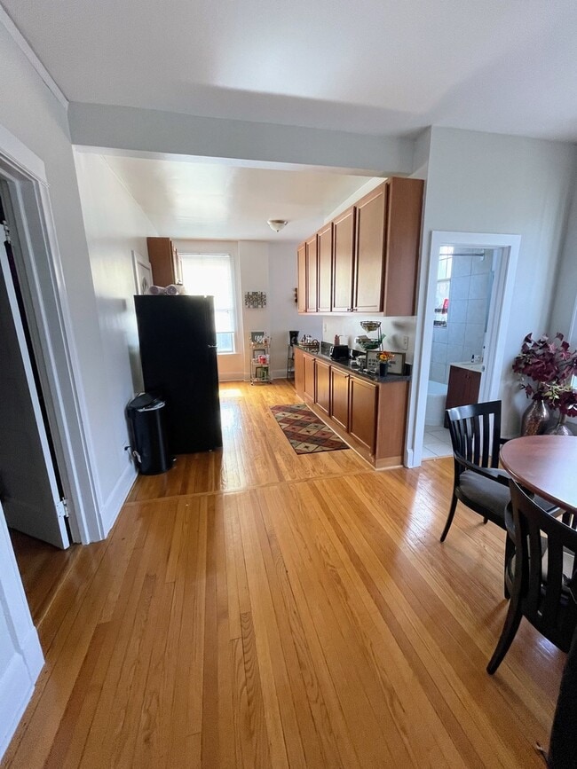 Photo - 1111 W Grace St Unit 3R