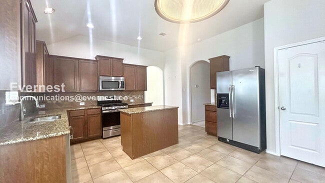 Photo - 129 Snowflake Dr