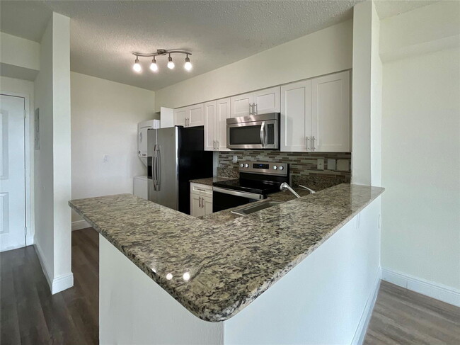 Photo - 16900 N Bay Rd Condo Unit 32505