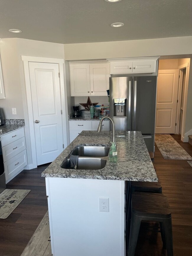 Photo - Newer Santaquin Townhome