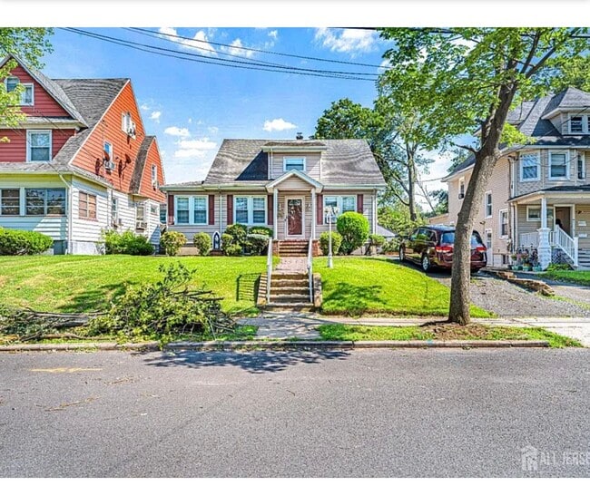 Photo - 305 Penfield Pl Unit 2