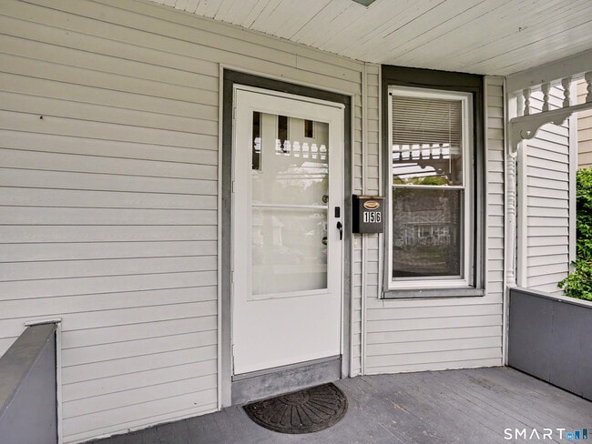 Photo - 156 Hawthorne Ave