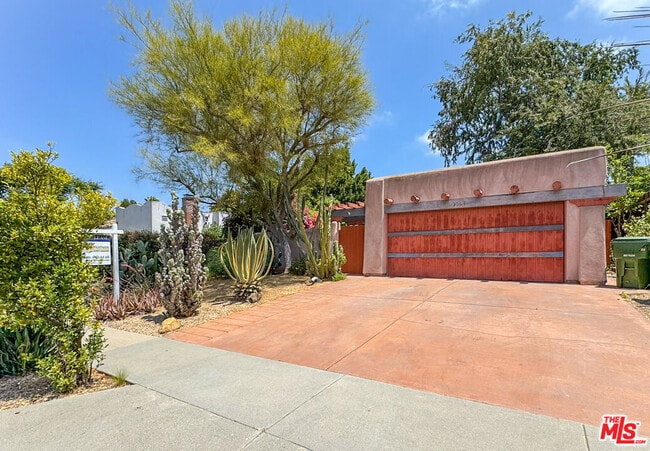 Building Photo - 3124 Veteran Ave
