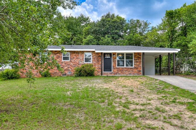 Photo - 1406 Ridgewood Dr