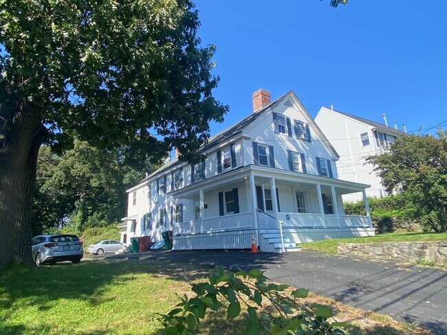 Photo - 82 Riverside St Apartamentos Unidad 1