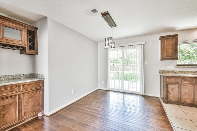 Photo - 7106 Pinetex Dr