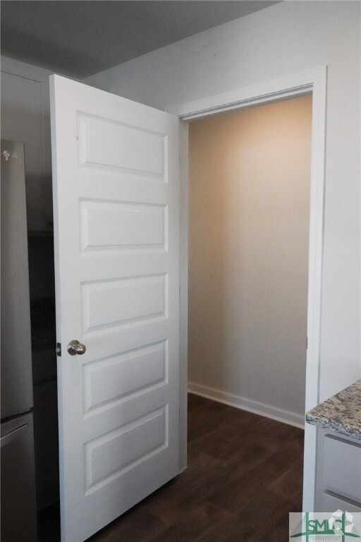 Building Photo - 418 Coconut Dr Rental