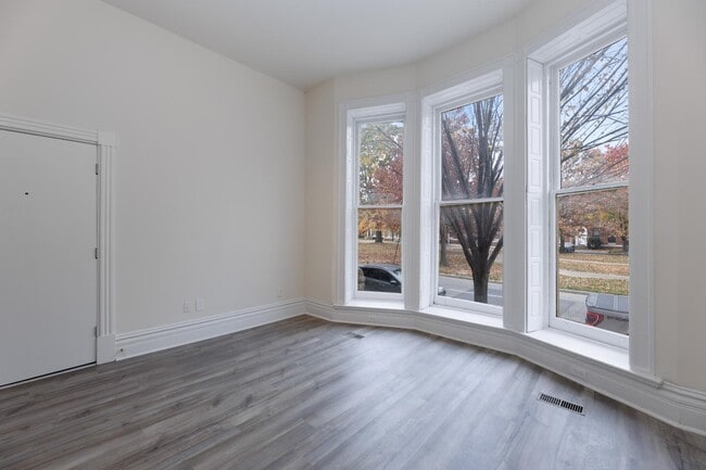 Photo - 1916 Eutaw Pl