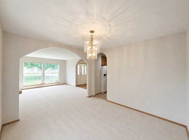 Photo - Expansive 3-Bed, 2-Bath House for Rent in Aspen Neighborhood off of Western Ave.!