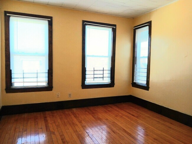 Photo - 44 B Park St Unit 3