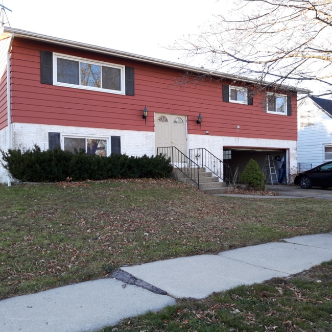1550 19th Ave
