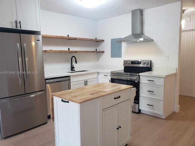 Photo - 7000 NW 17th St Unit 116