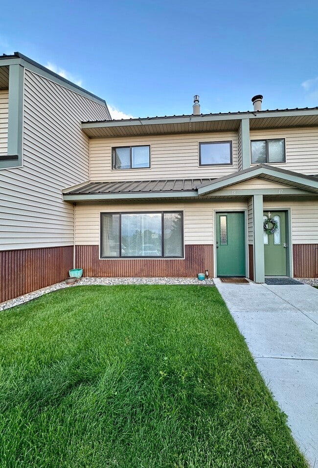 Photo - 284 Talisman Dr Townhome