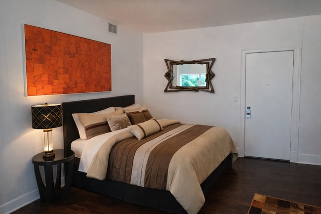 Bedroom - 900 16th St Unit 305