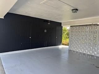 Photo - 181 Beeney Rd SE