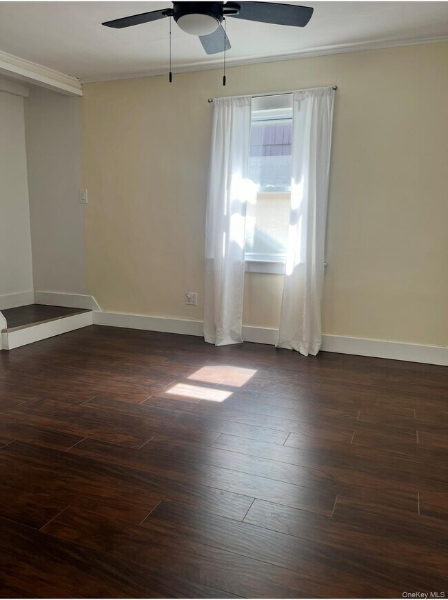 Photo - 93-31-93215 215th St