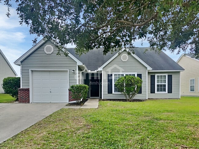 Building Photo - 5023 Holdsworth Dr