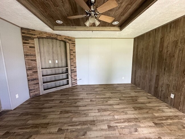 Photo - 13807 County Rd 220