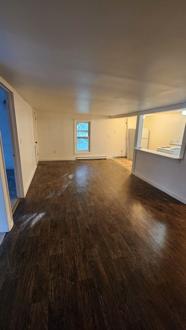 Building Photo - 44 Highland Ave Unit Upper