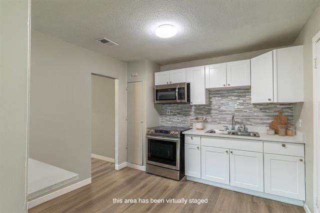 Photo - 6633 Racine Dr