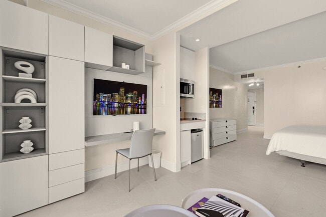 Photo - 4385 Collins Ave Unit SI ID1540495P