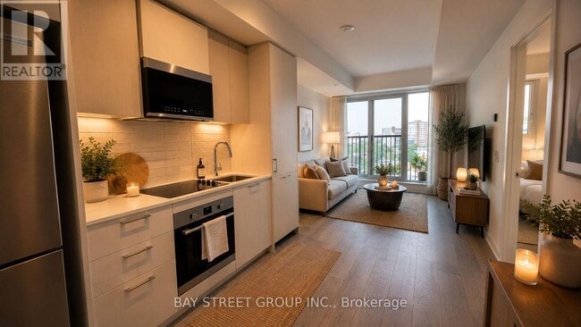 Photo - 10 Oak St Unit 902