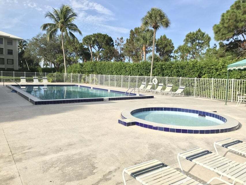 Photo - 3511 Village Blvd