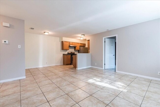 Photo - 2302 Tern Cir