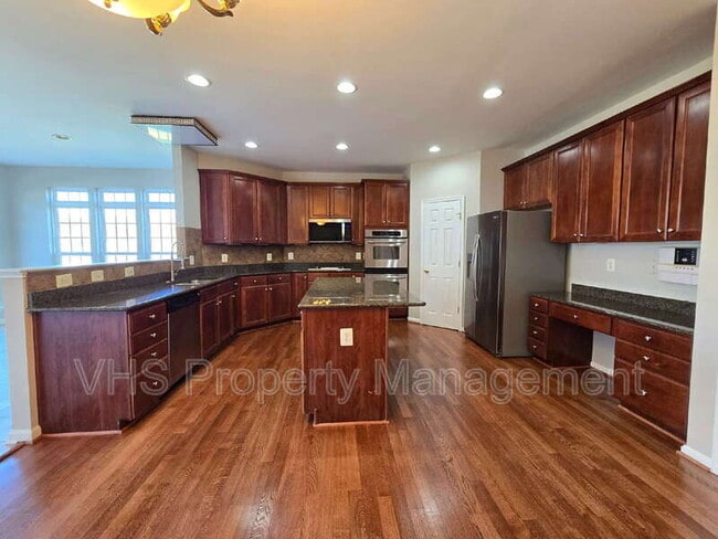 Photo - 2520 Post Oak Dr